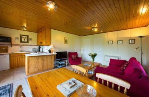 2 bedroom lodge with stunning loch mountain views - Foto 6
