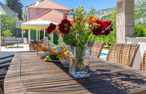 Villa Župa with Heated Pool, Tennis Court & Mini Golf - Foto 4