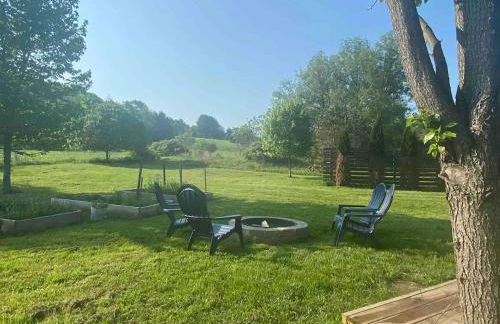 Rustic Cabin Wood Fireplace & Large Deck - Foto 33