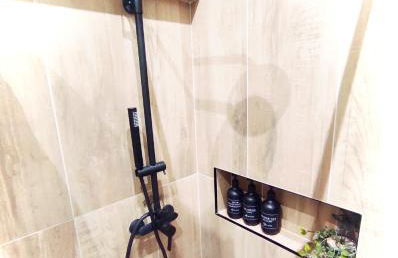 Modh Patras City Centre - Modern Design Oasis - Photo 10