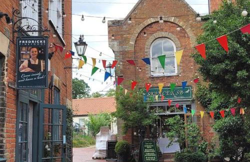 Entire 2 bed coach house in peaceful Norfolk village - Foto 32