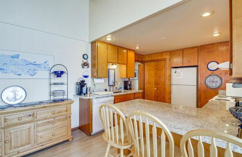 Beachfront Whidbey Island Home and Apartment! - Foto 12