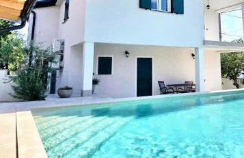 Mare`s Private House 1st floor with Pool - Foto 2