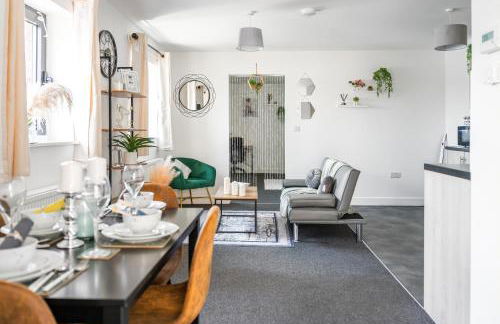 Modern 1-Bed Apartment with Parking near Heathrow - Photo 5