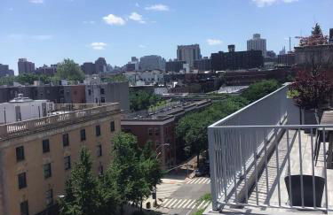 Large and Luxurious in Strivers Row - Photo 39