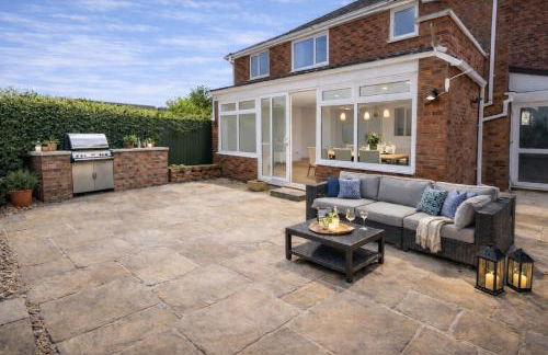 Sleeps 8 Four Bed Contractor Group House Corby Parking - Photo 13