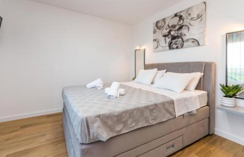 Cozy Home In Tinj With Wifi - Foto 27