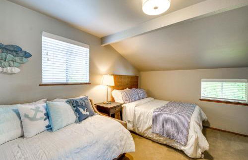 Waterfront Allyn Retreat with Guest House and Beach! - Photo 21