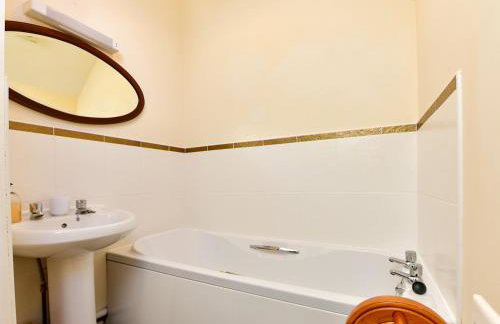 Cosy Rural 2 Bed Barn conversion close to Beach - Pass the Keys - Foto 38