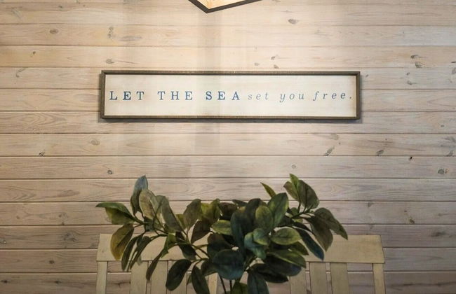 Gulf Coast Getaway 2 Bedroom Home by RedAwning - Foto 34