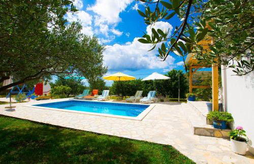 Family friendly house with a swimming pool Plano, Trogir - 21403 - Foto 15
