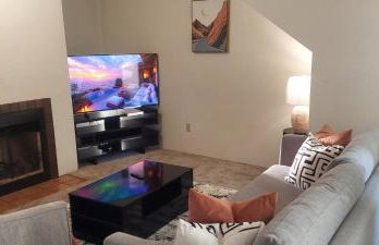 4-plex Apartment in Burien - Unit 1 - 7 min from Sea Tac Airport - 15 min from Downtown Seattle - Foto 2