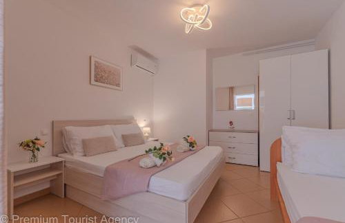 Sladana direct at the beach - Foto 14