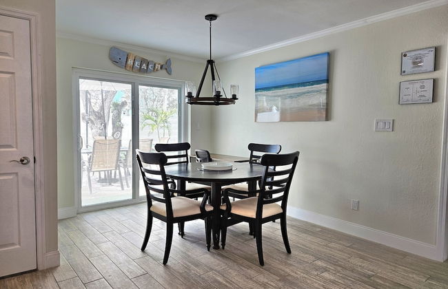 Coral by the Sea 3054, Sleeps 8, Walk to Beach - Photo 17