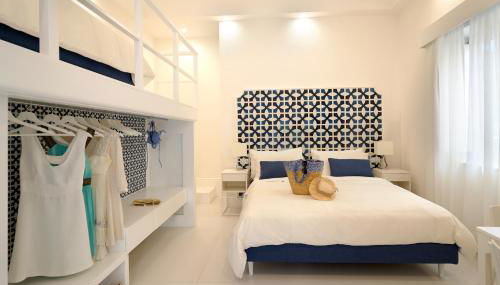 MARILISE - La maison blue private garden & terrace - Photo 2