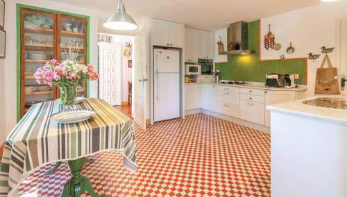 Gorgeous Home In Higuera De La Sierra - Foto 5