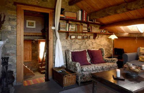 La Pegatera Masia rodeada de bosque ideal para desconectar - Photo 35