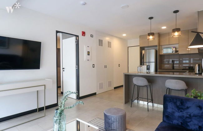 w Spacious 1BR in San Isidro - Photo 5