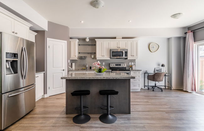 GLOBALSTAY. Waterfront 5BR Townhouse. Private HOT TUB, Gym, Sauna - Foto 20