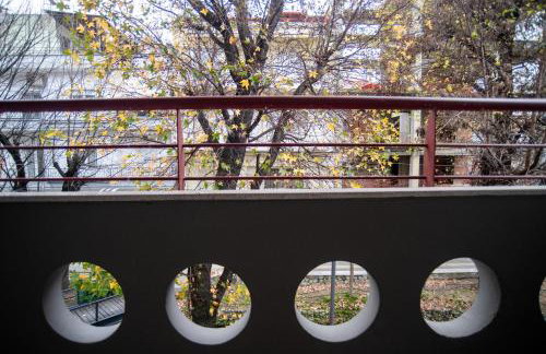 Central & Riverfront Room 2 - Photo 34