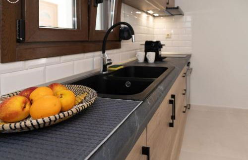 Το Σπίτι της Γιαγιάς 1 (Grandma's House 1) - Photo 13