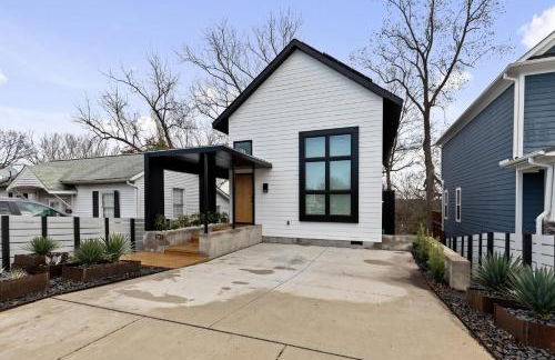 Modern Amenities Downtown - Raleigh Craftsman - Foto 25