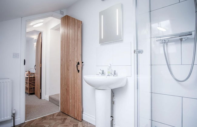 Yellow Cottage - 2 Bedroom Cottage - Dale - Foto 15