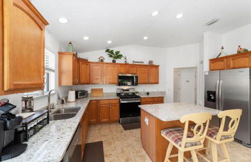 Villages Villa - Prime Location - Fenced Yard - Foto 27