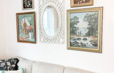 Adorable 1BR Apt. w KING bed 1 m. to square - Foto 25