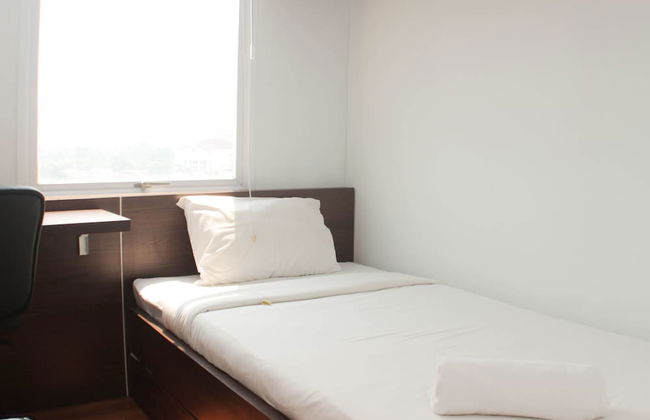 Homey And Minimalist 2Br At Patraland Urbano Apartment - Foto 6