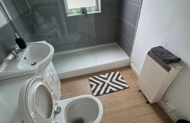 Sleek City Getaway - Walkable & Free Parking - Foto 11