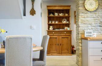 Luxury Cottage in Idyllic Cotswold Village nr Bath - Photo 12