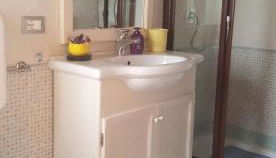 La chiave dei tre Abruzzi - Foto 5, Shower