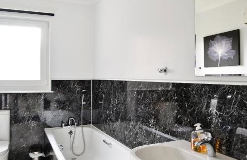 Tall Pines - Foto 15