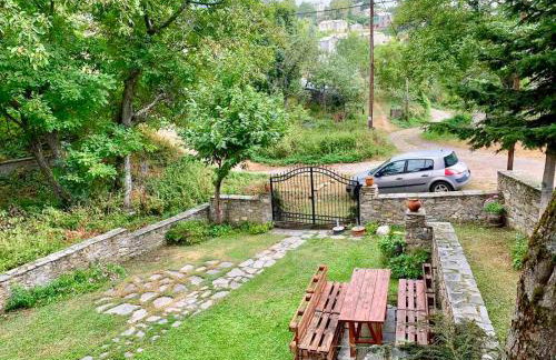 Πέτρινο παραδοσιακό σπίτι "Χιονάτη" - Foto 11