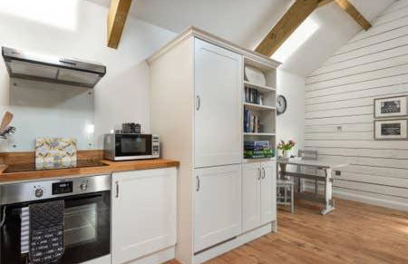 Gilliflower 1 bedroom cottage at Trethwale Barns Holiday Home - Photo 6