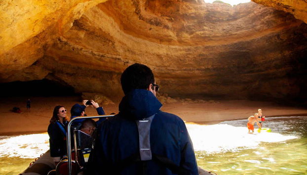 Entrando en la Catedral de Benagil