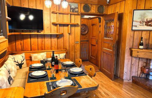 Exclusive Central Chalet, 5 min Sky Slopes, Garage - Foto 18