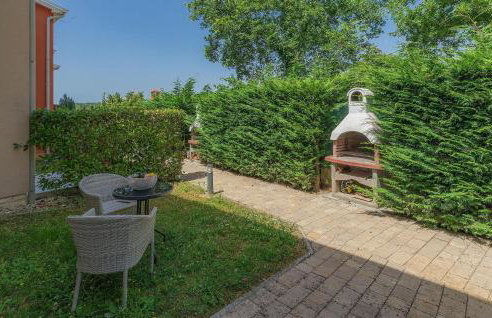 3 Bedroom Awesome Home In Umag - Foto 14