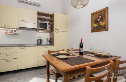 Rona apartments Lavanda and Lipa - Photo 25