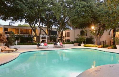 Dreamy Outdoor Space New Design in Renovated Apt - Foto 42