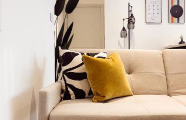 Modern 1-Bedroom Apartment near Kew Gardens with Free Parking & Workspace - Foto 4