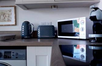 No 7 Quiet, two bedroom Ground Floor Flat in Tornagrain Great for early Airport departures or late flights - Photo 16