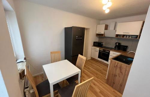 Zentral gelegene Erdgeschoss-Wohnungen mit bequemer Erreichbarkeit - Photo 2