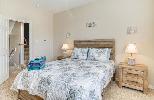 2 Mi to Texas AandM Unit with Pool and Hot Tub Access - Photo 13