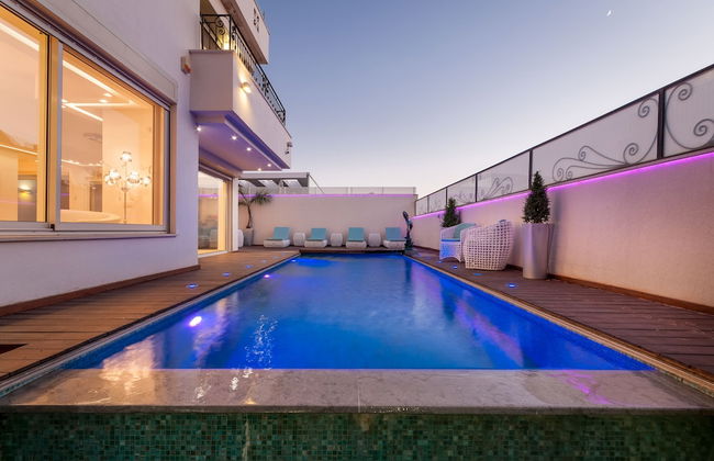 Luxurious Villa with great location - Foto 41