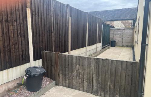 2 bedroom bungalow, 15 minutes to Alton Towers, dog friendly - Foto 44