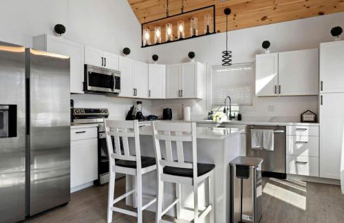 Spacious Family Cabin with Lake Hartwell Access in Westminster, South Carolina - Foto 9