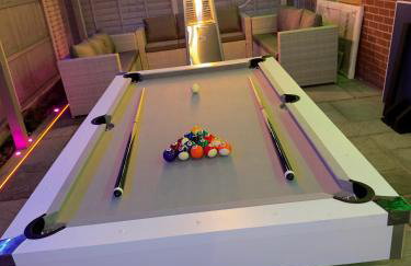 Luxxe House with Hot tub and Pool table - Photo 58
