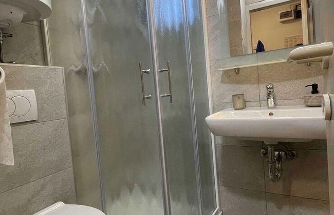 Rustic and Radiant Retreat Apartments With Terrace - Foto 26